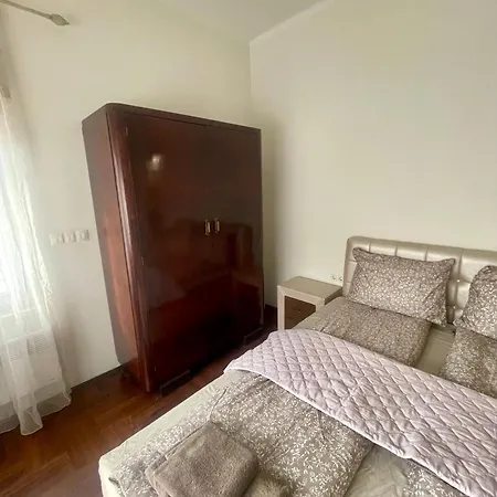 Appartamento 'golden Bird' Apartment, 2 Bedrooms, Super Burgas