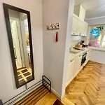 -golden Bird- Two Bedroom Apartment, Super Burgas City